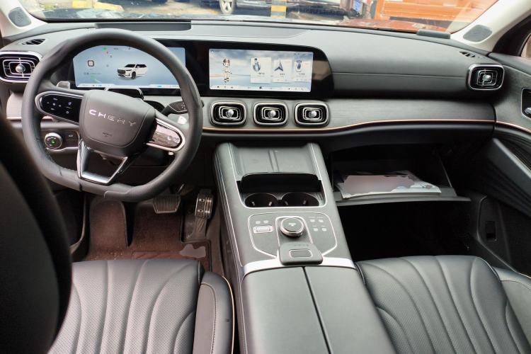 Used Chery Tiggo 9 2023 2.0T Dual-Clutch Two-Wheel Drive Prestige Version 5 Seats