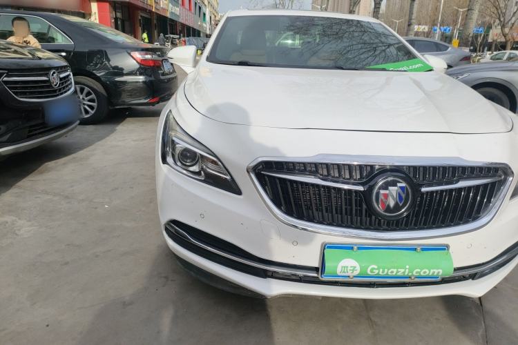 Used Buick LaCrosse 2016 20T Luxury Model Right Front Headlight