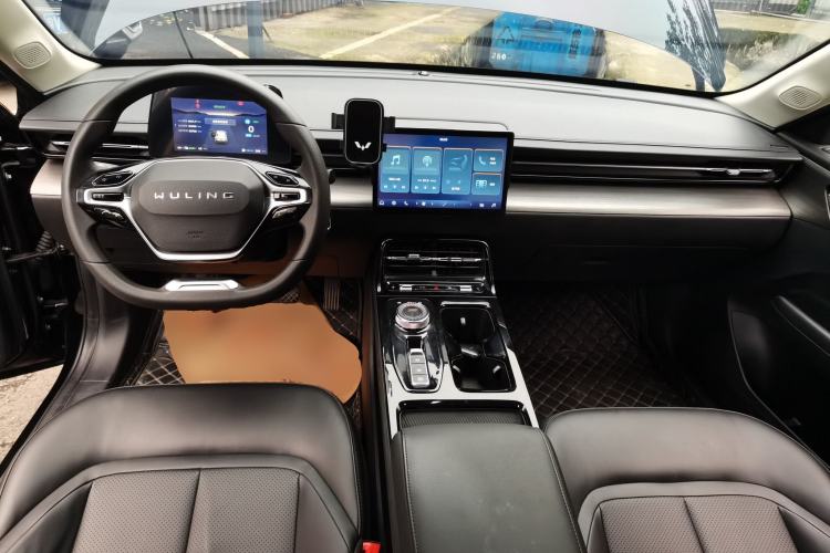 Used Wuling Xingguang 2023 70 Standard Edition
