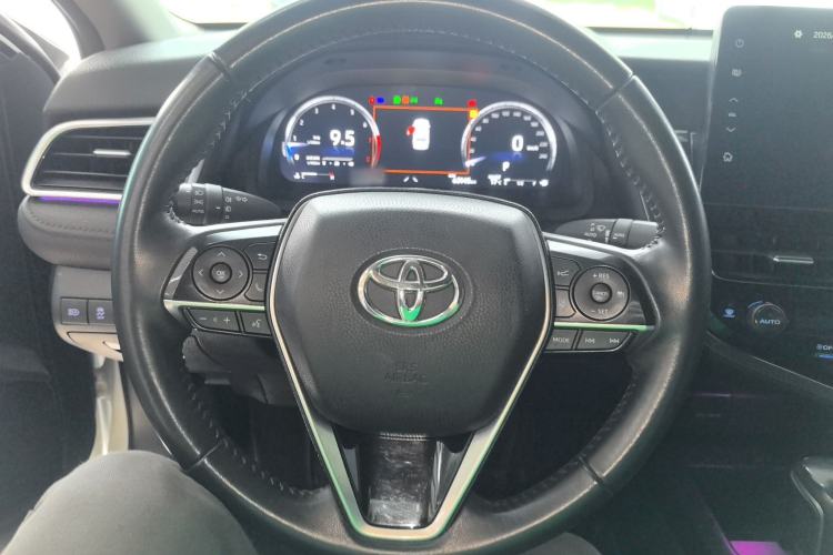 Used Toyota Camry 2021 2.5G Luxury Edition
