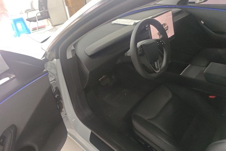 Used Tesla Model 3 2025 Rear-Wheel-Drive Version