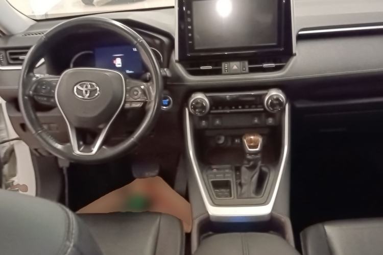 Used Toyota RAV4 2020 2.0L CVT Two-Wheel Drive Prestige Edition