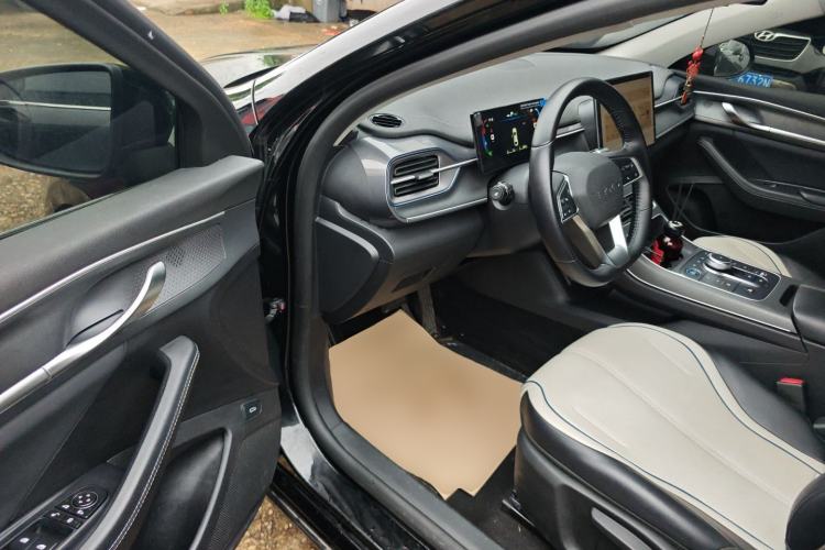 Used BYD Destroyer 05 2024 HONOR Edition DM-i 55KM Luxury Model Driver Seat