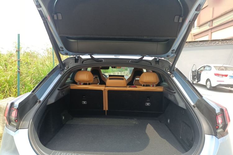 Used Zeekr 001 2021 Ultra-Long Range Single-Motor WE Edition Trunk