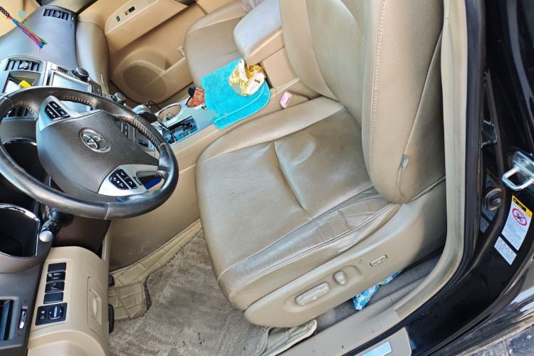 Used Toyota Highlander 2012 2.7L Two-Wheel Drive 7-Seater Luxury Edition