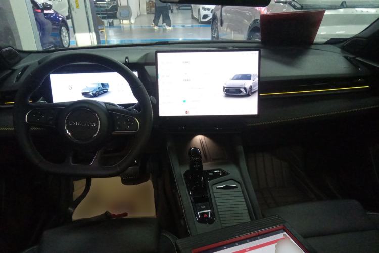 Used Lynk & Co 03 2025 1.5TD DCT Champion Edition Pro
