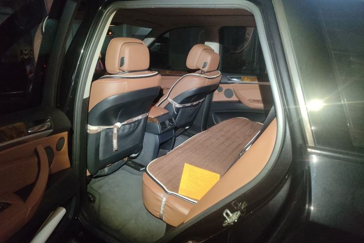 Used BMW X5 2011 xDrive35i Leading Model
