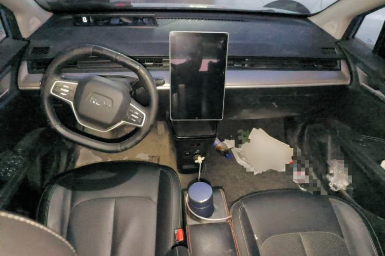 Used NETA V 2021 Long-Range Entertainment Edition Center Console