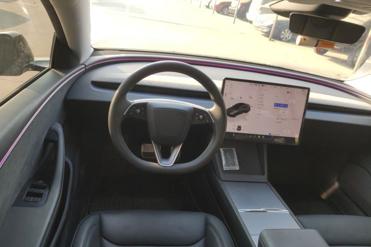 Used Tesla Model 3 2023 Long-Range All-Wheel-Drive Version
