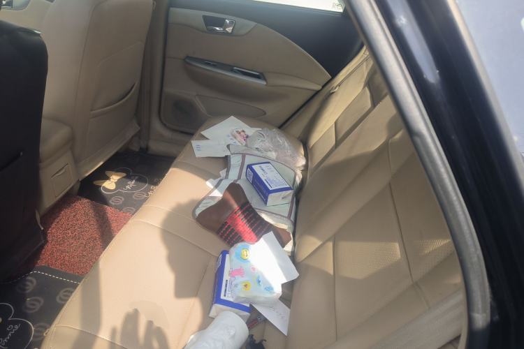 Used Buick Excelle 2011 1.6 LE-MT Left Rear Seat