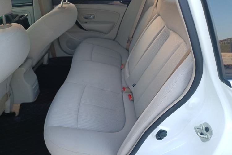 Used Dongfeng Aeolus A60 2016 1.6L Automatic Luxury Model
