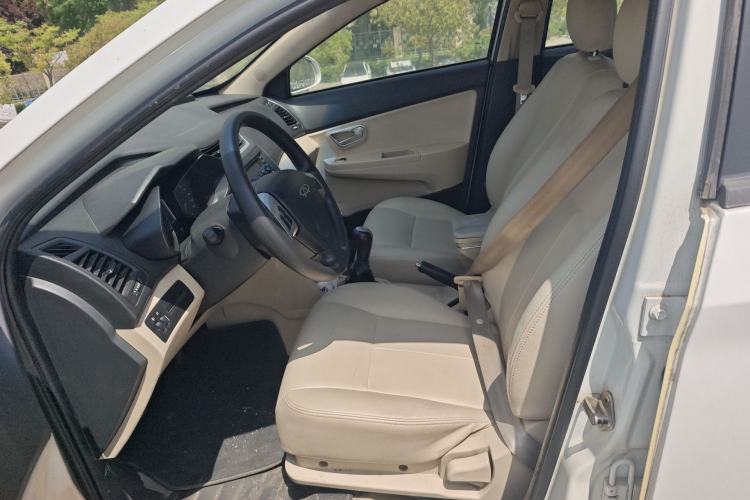 Used Chery Fengyun 2 2013 Hatchback 1.5L Manual Ruiyi Edition
