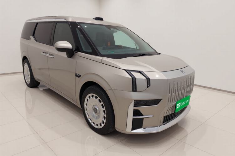 Used Zeekr 009 2022 WE Edition Exterior 2