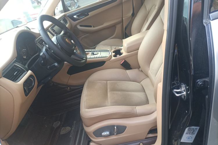 Used Porsche Macan 2014 Macan 2.0T Left Front Seat