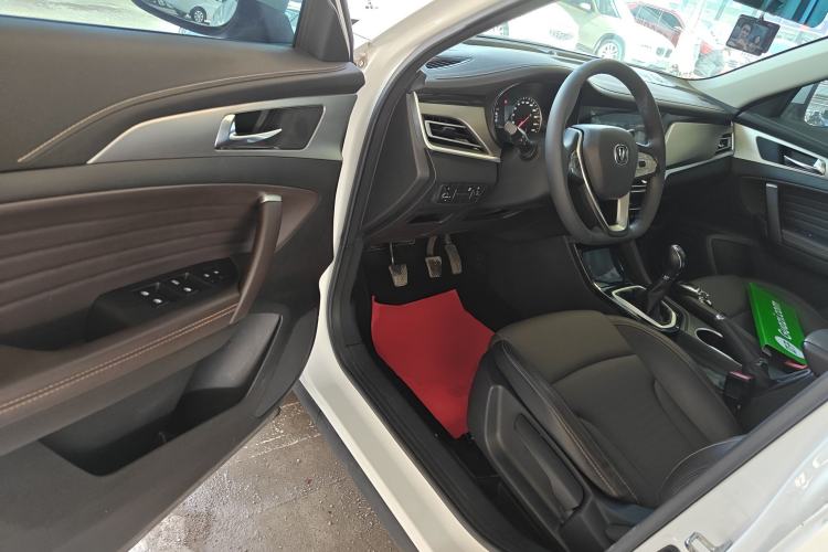 Used CHANGAN CS35PLUS 2019 1.6L Manual Chuanlian Edition