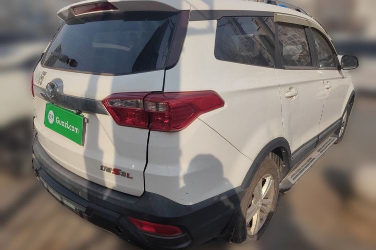 Used HYOSOW S3 2016 S3L 1.5L Manual Prestige Edition Rear Right 45 Deg