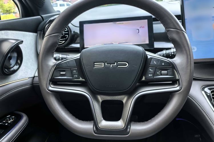 Used BYD Frigate 07 2023 DM-i 100KM Prestige Model