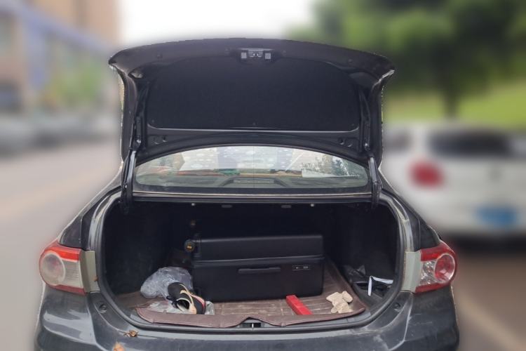 Used Toyota Corolla 2013 Special Edition 1.6L Automatic Cool GL Model Trunk