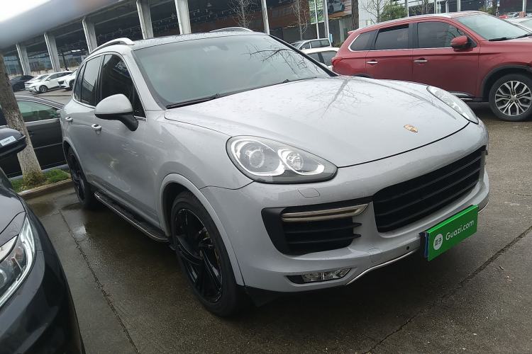 Used Porsche Cayenne 2011 Cayenne 3.0T Front Right 45 Deg