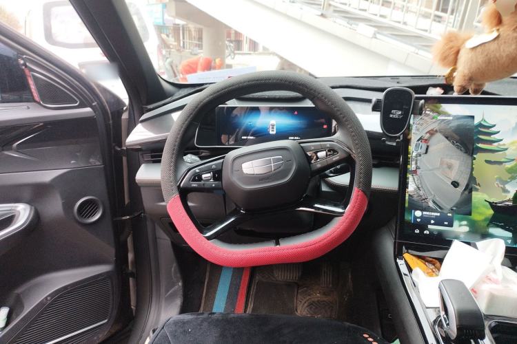 Used Geely Auto Emgrand X7 Sport 2024 1.5TD Smart Connect+ Steering Wheel