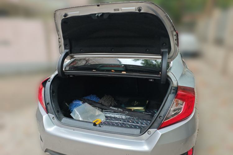 Used Honda Civic 2016 220TURBO CVT Luxury Edition Trunk