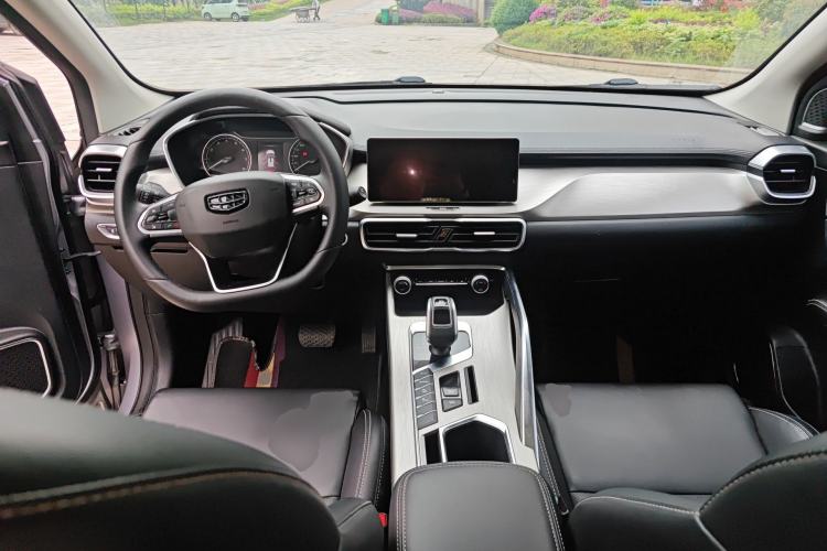 Used Geely Auto Coolray 2019 260T DCT Knight China V Standard Center Console