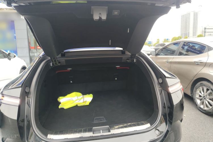 Used Avatr 12 2025 Updated Ultra All-Electric Four-Wheel Drive