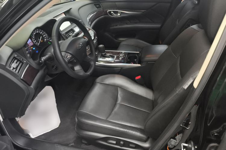 Used Infiniti Q70 2019 Q70L 2.0T Enjoyment Edition PLUS