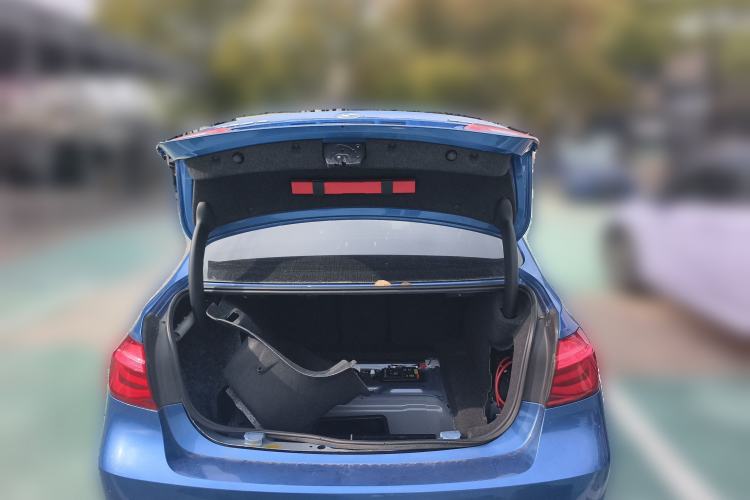 Used BMW 3 Series 2017 320i M Sport Trunk