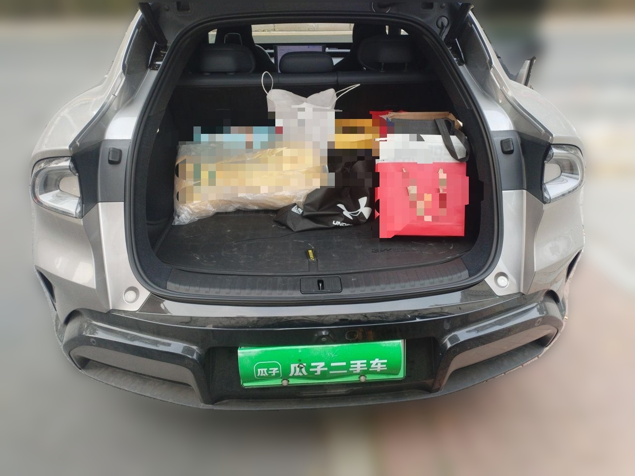 Xiaomi Auto YU7 2025 Ultra-Long Range All-Wheel Drive Pro Version — снимка 19