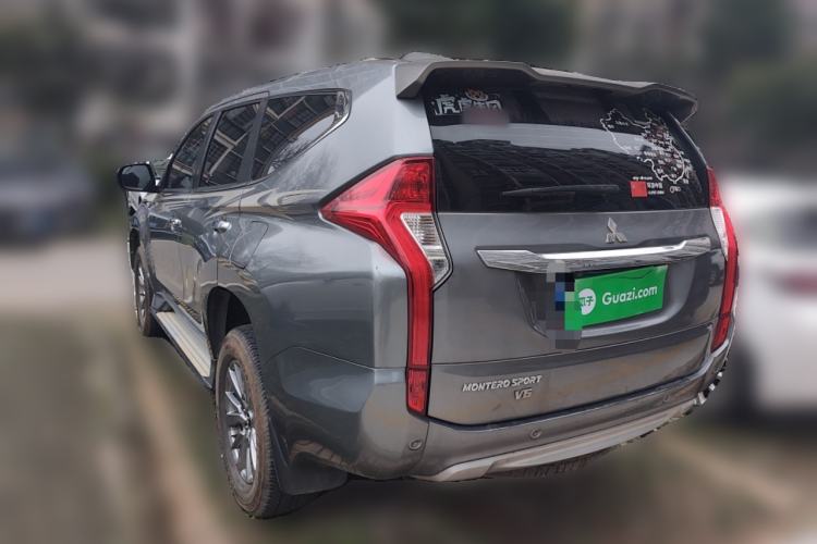 Used Mitsubishi Pajero 2019 3.0L Automatic Standard Edition
