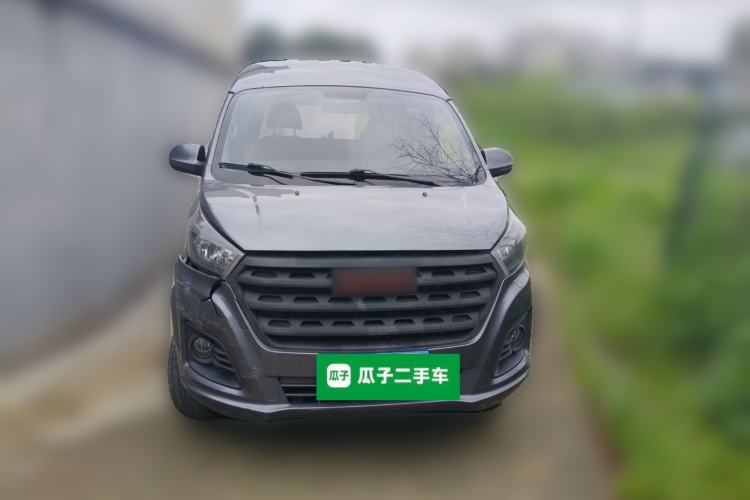 Used Jinbei Gold Hiace 2021 1.5L Passenger Van Travel Lion 6-Seater Front