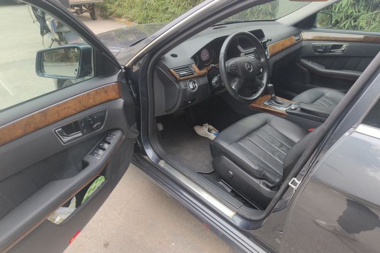 Used Mercedes-Benz E-Class 2010 E 200 CGI Elegant Model