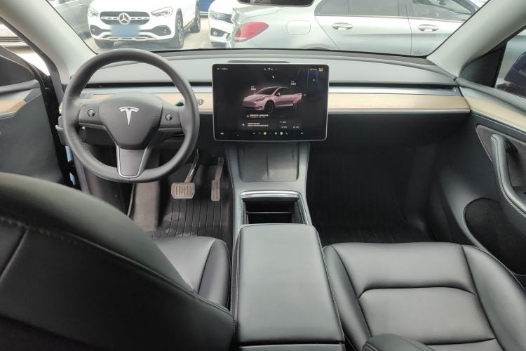 Used Tesla Model Y 2022 Rear-Wheel-Drive Version