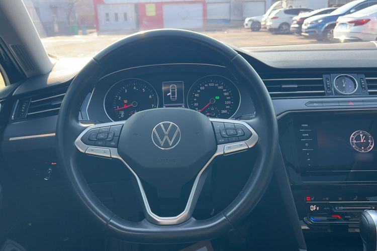 Used Volkswagen Magotan 2020 330TSI DSG Leading Model
