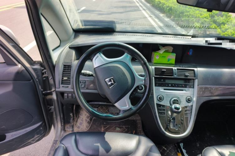 Used Luxgen Great 7 MPV 2016 2.0T Luxury Model
