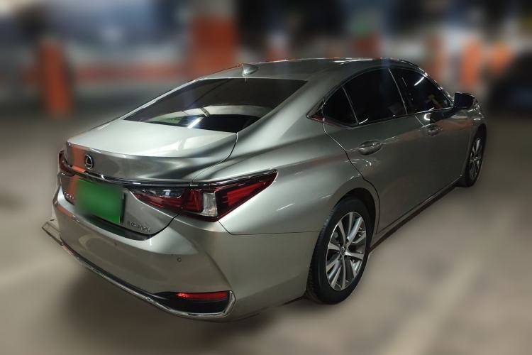 Used Lexus ES 2020 200 Excellence Edition
