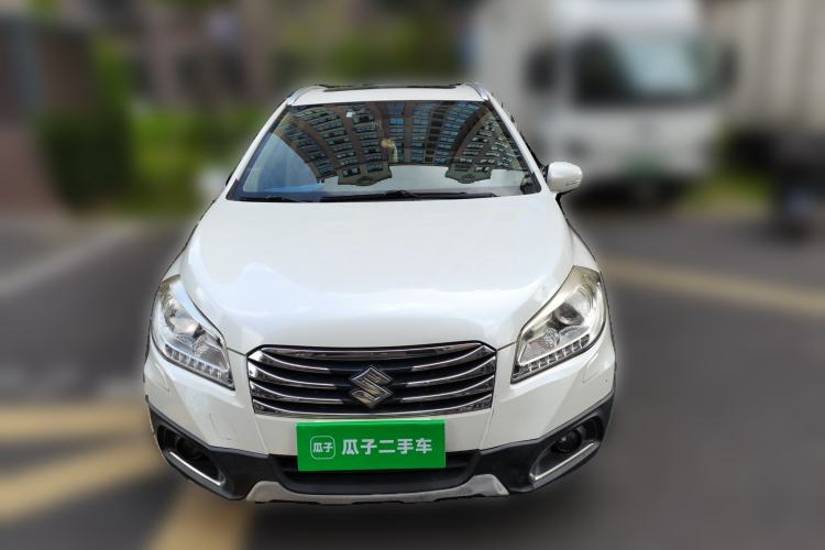 Used Suzuki S-Cross 2014 1.6L CVT Two-Wheel Drive Elite Version
