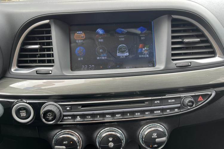 Used GAC Trumpchi GA6 2016 235T DCT Elite Edition Audio And AC Panel