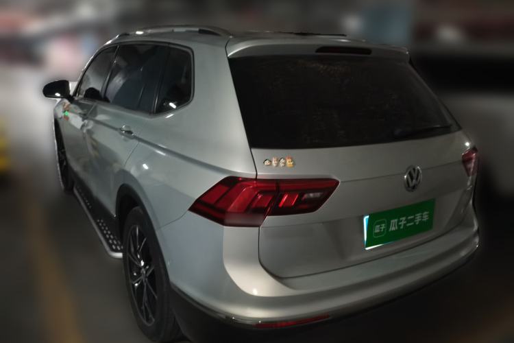 Used Volkswagen Tiguan L 2019 Revised 330TSI Automatic Two-Wheel Drive Smart & Luxury Edition China VI Standard