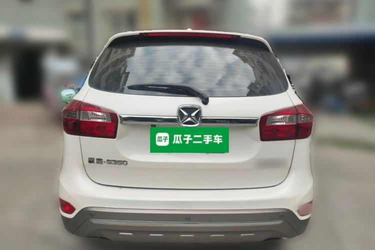 Used JMC Yusheng S350 2016 2.4T Automatic 2WD Diesel Luxury Version with Sunroof 7 Seats
