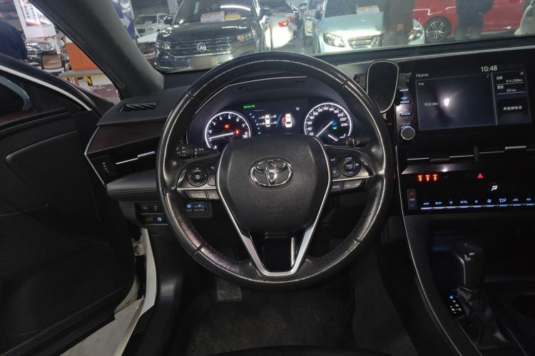 Used Toyota Avalon 2019 2.0L XLE Premium Edition China VI Steering Wheel