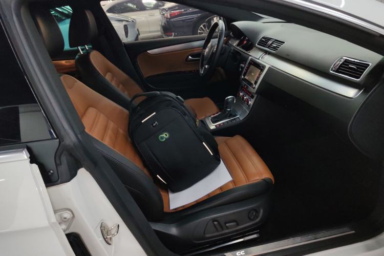 Used Volkswagen FAW-Volkswagen CC 2016 1.8TSI Luxury Model Right Front Seat