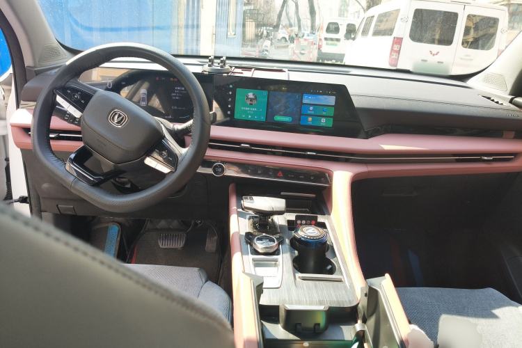 Used CHANGAN CS75 PLUS 2025 Model, 3rd Generation Champion Edition 1.5T Jinghang Version
