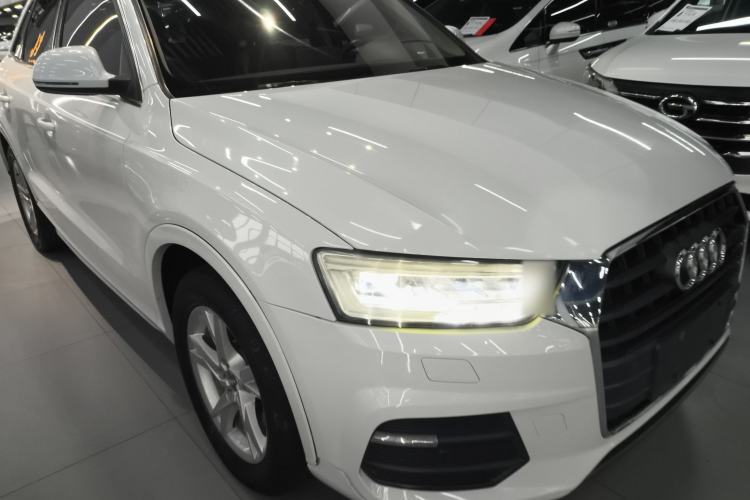 Used Audi Q3 2018 30th Anniversary Edition 30 TFSI Fashion Model Front Right 45 Deg