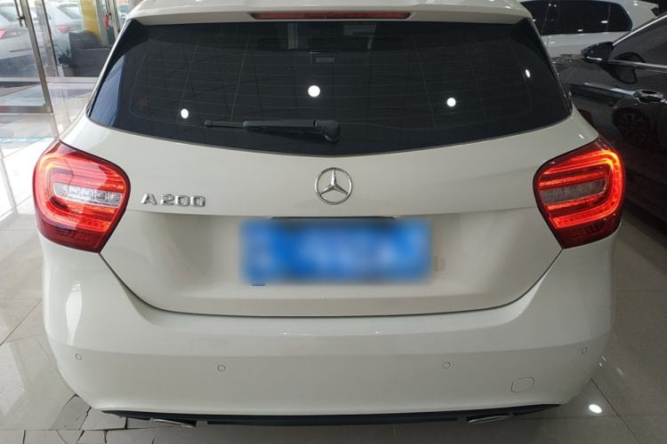 Used Mercedes-Benz A-Class (Import) 2015 A 200 Fashion Model