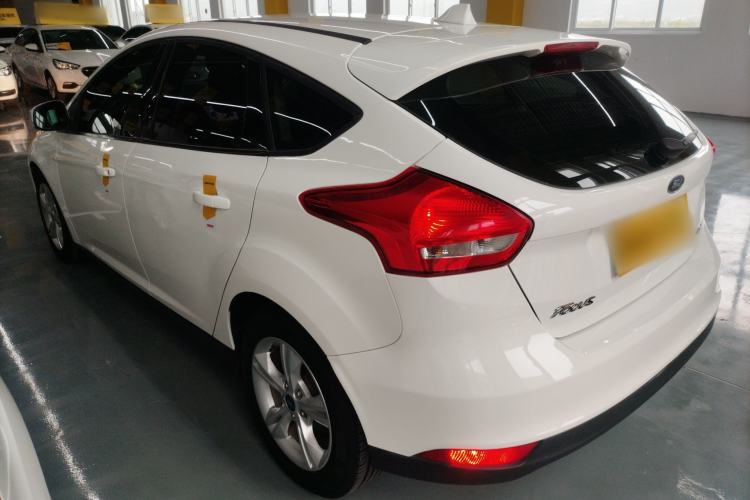 Used Ford Focus 2018 Hatchback Classic 1.6L Automatic Comfort Plus SmartDrive Edition
