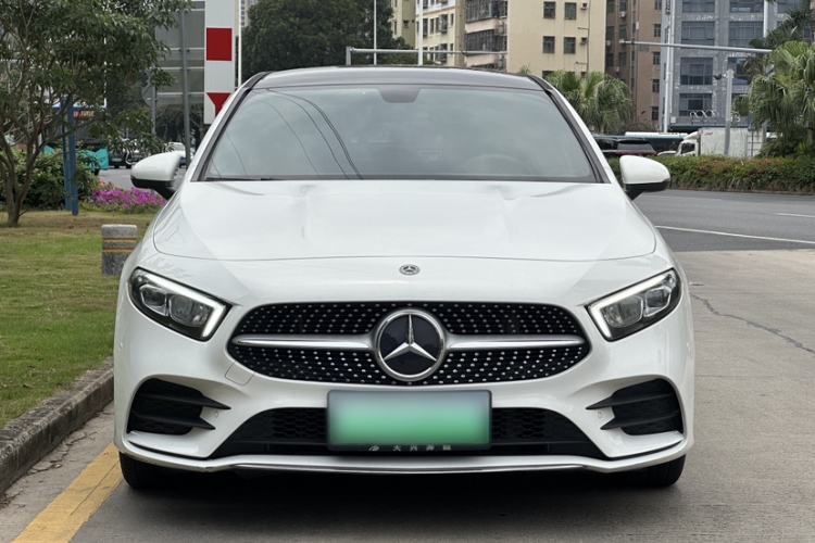 Used Mercedes-Benz A-Class 2020 Restyled A 200 L Sport Sedan Dynamic Version Exterior 6