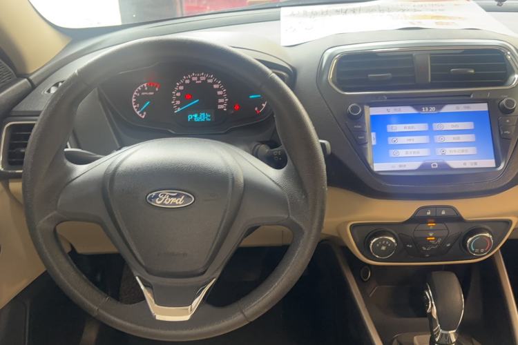 Used Ford Escort 2015 1.5L Automatic Comfort Edition Steering Wheel