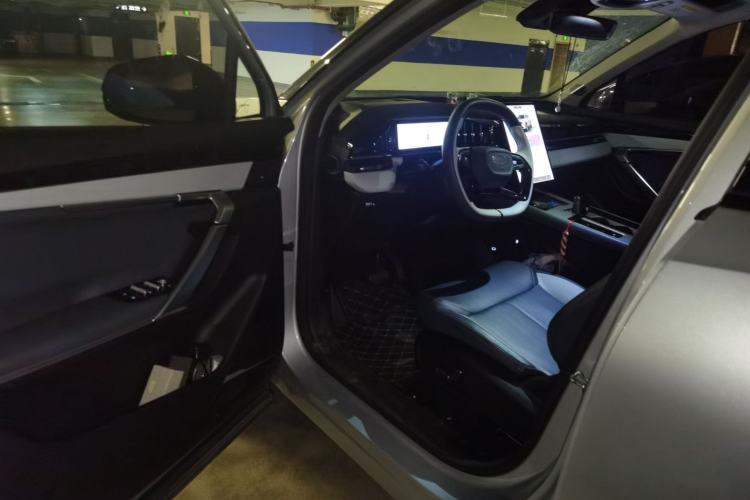 Used Geely Auto FX11 2024 1.5TD DCT Prestige Edition